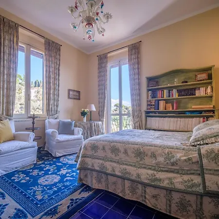 Villa Rosatea *